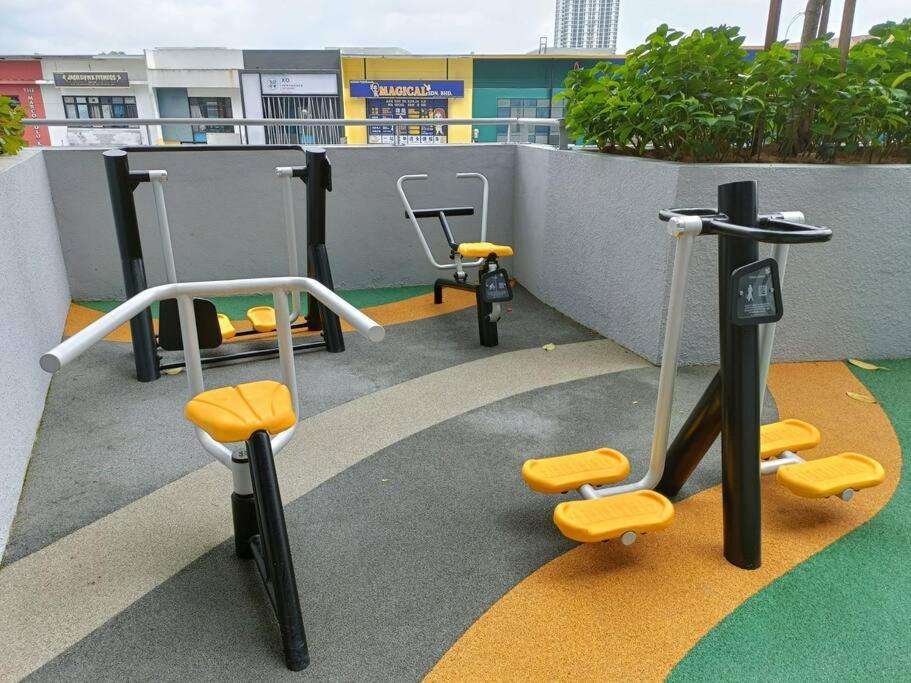 Appartement Sky Trees 4 Guests High Floor Smart Tv Garden View A1801 à Johor Bahru Extérieur photo